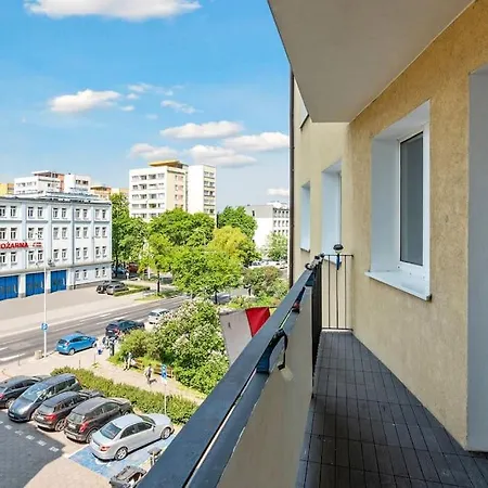 Apartment City Life - By Grand *